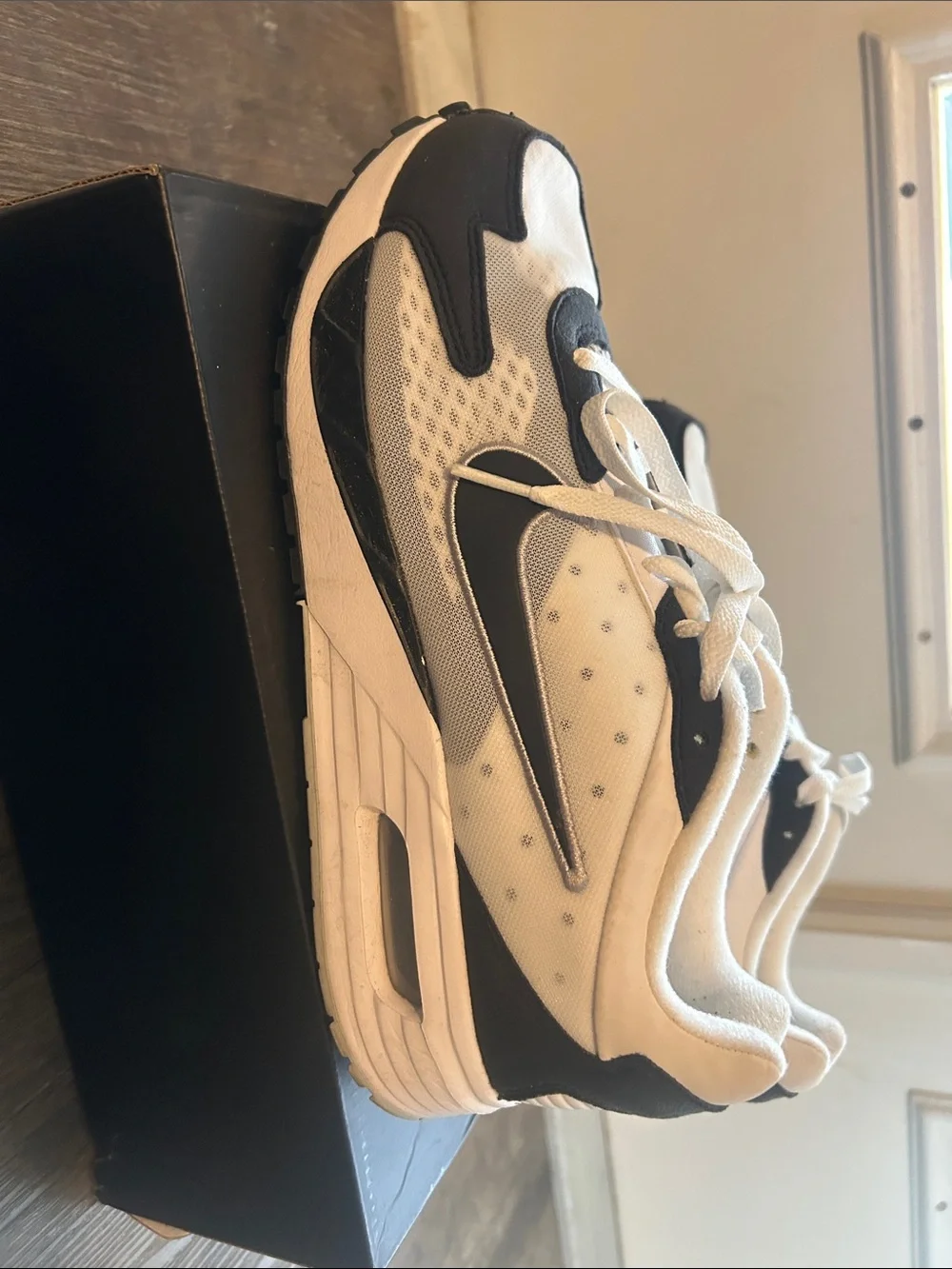 Women’s Nike Black and White Retro Running Sneakers